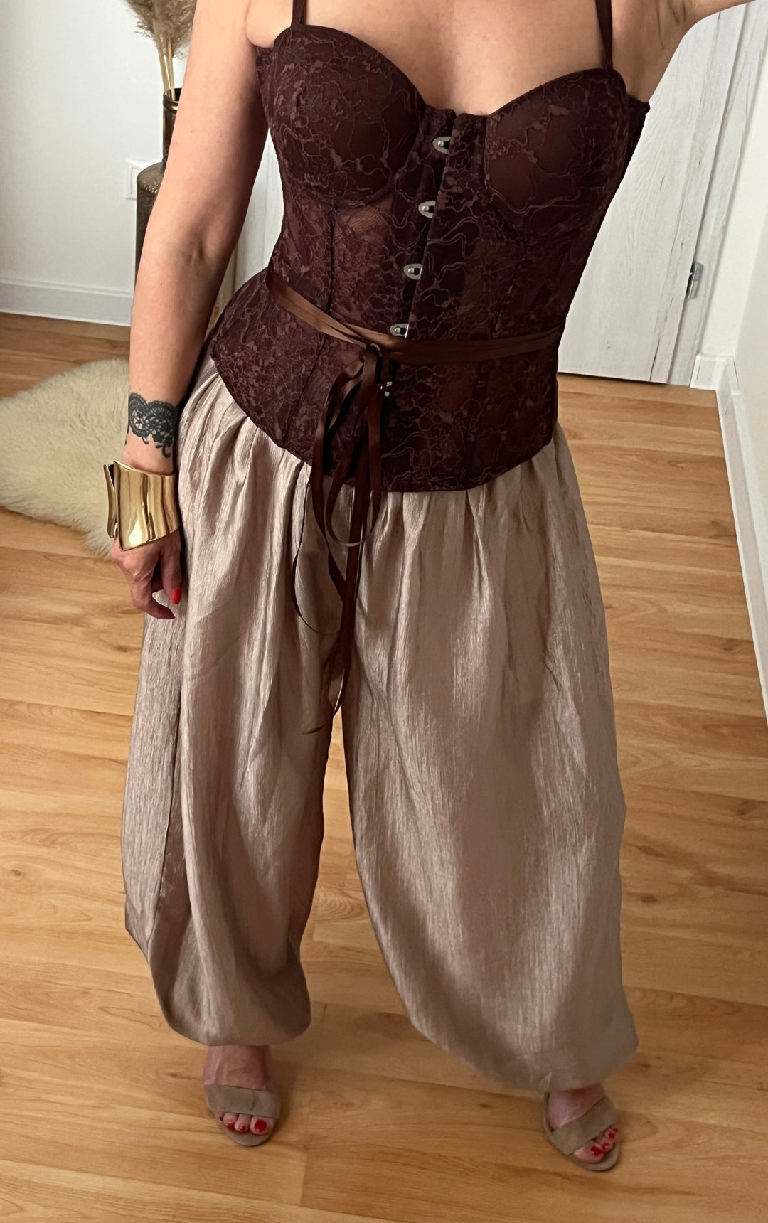 KORZET CHOCOLATE LACE