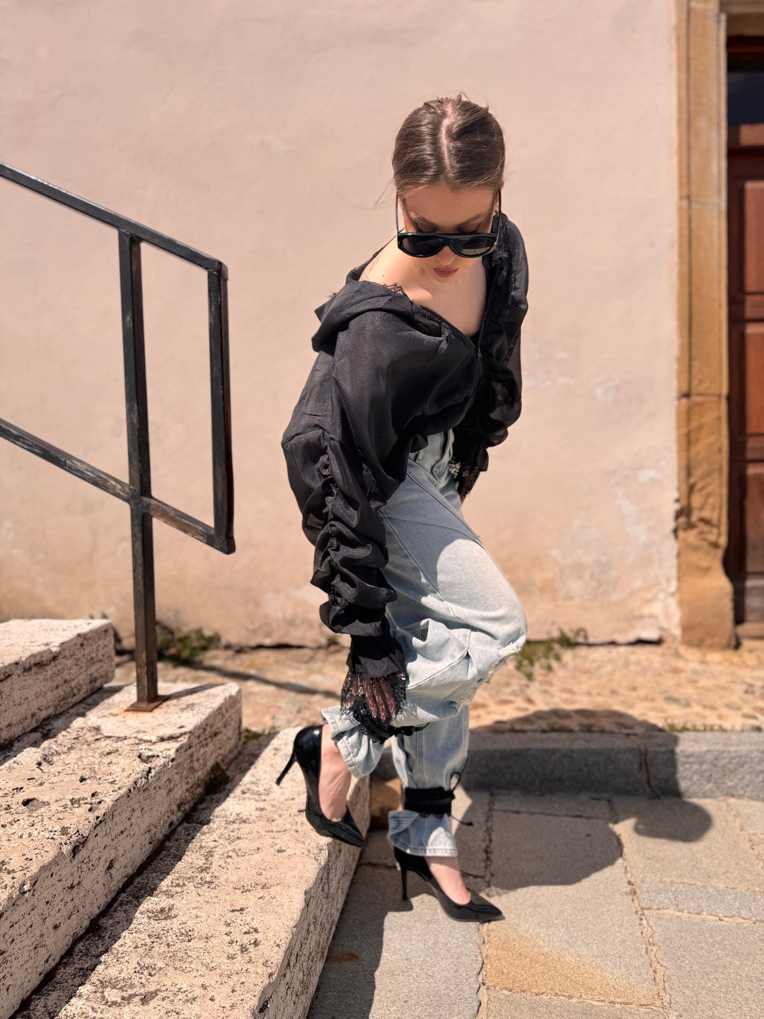 Oversize bunda s čipkou NOIR