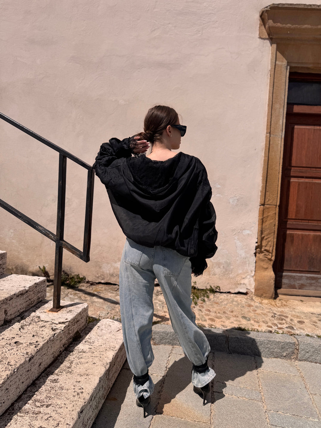 Oversize bunda s čipkou NOIR